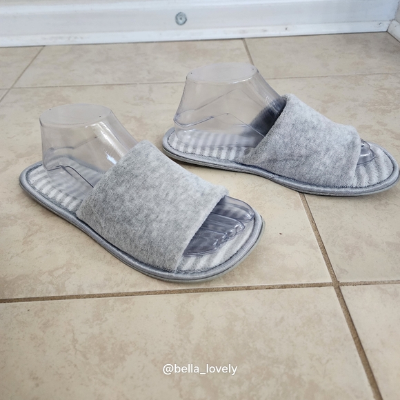 Secret Treasures Gray Women's Slippers - Picture 1 of 5